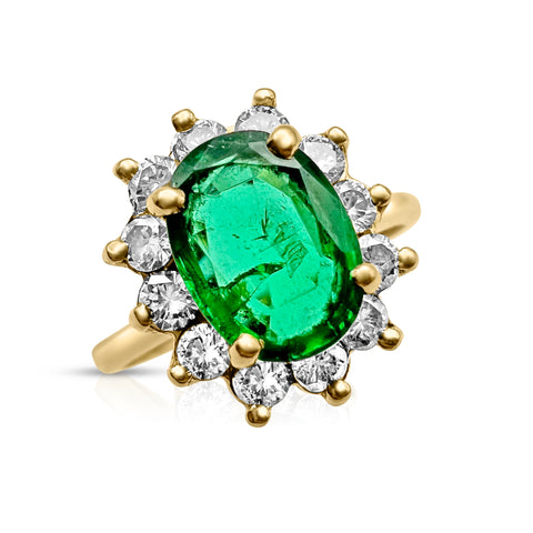 Women's 1 1/2 ct Oval-Cut Emerald Ring 1/2 ctw Diamond Accents 14K Yellow Gold 7.5